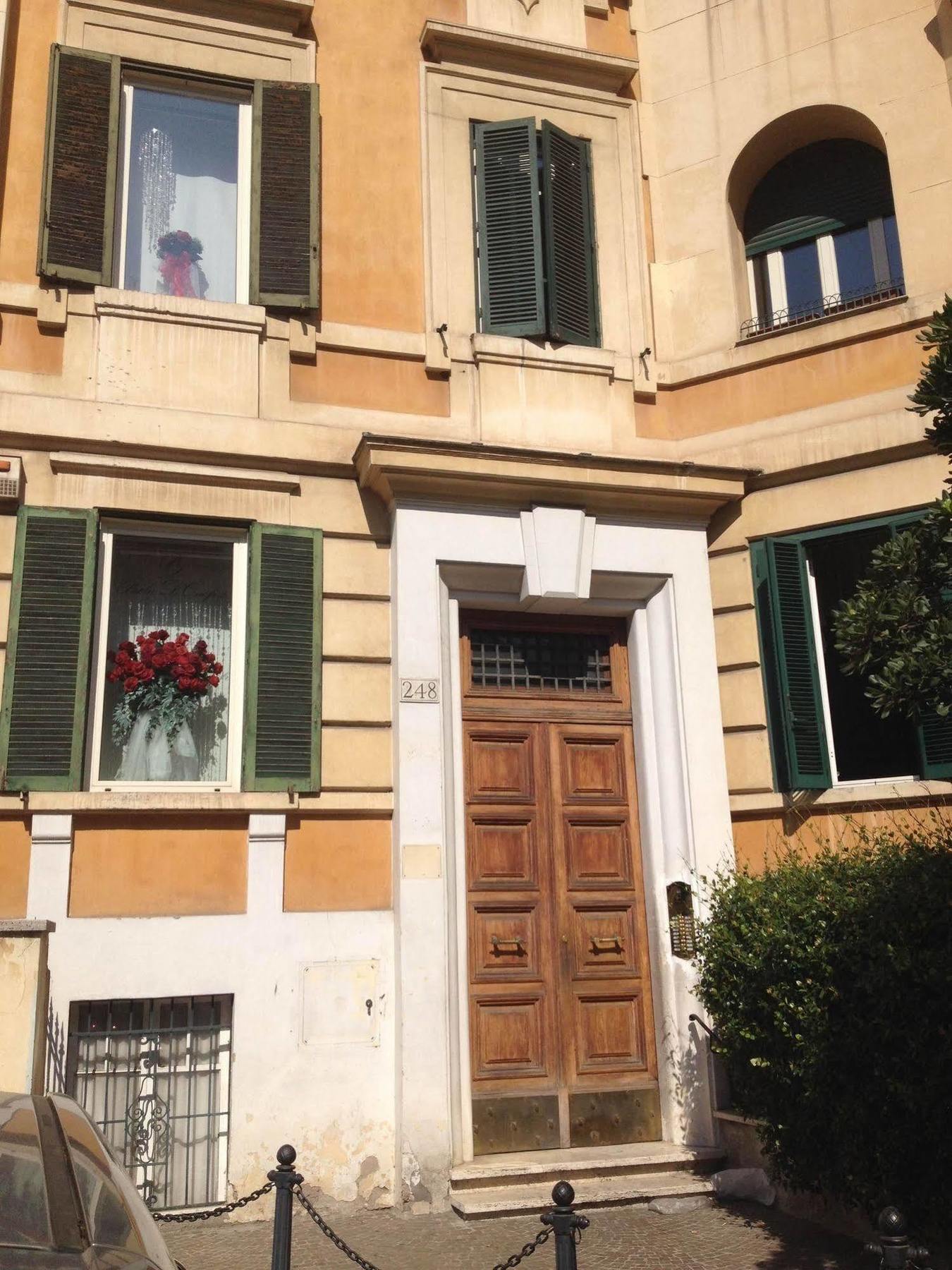 Suites Trastevere Roma Esterno foto